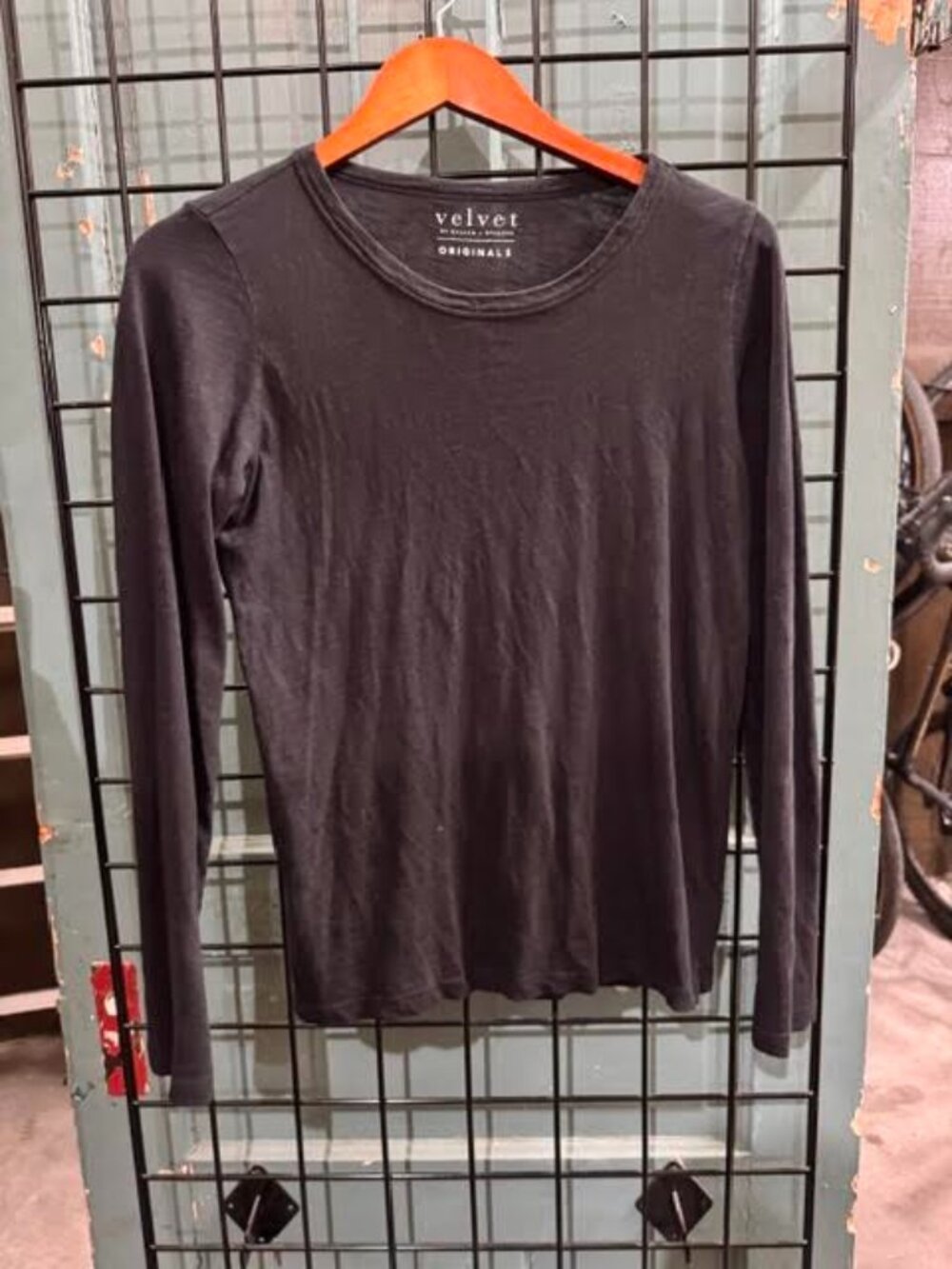 Women Long Sleeve Basic Fitted Tee